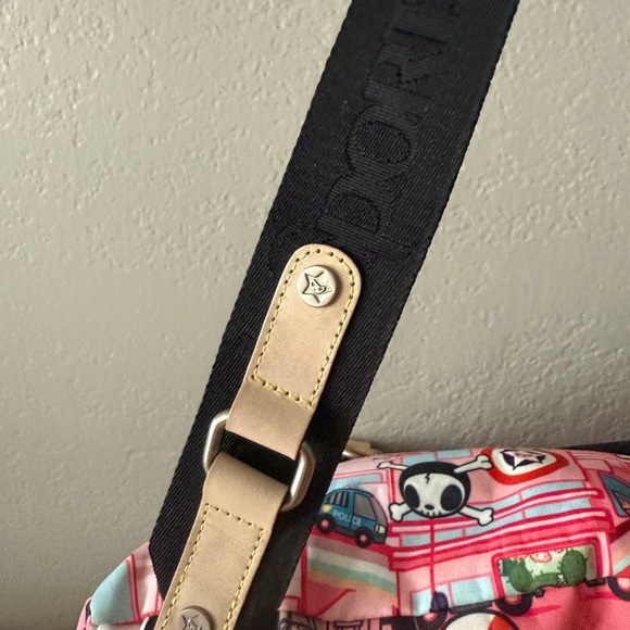 Lesportsac Tokidoki collab Shoulder Bag with bag charm - Picture 7 of 11